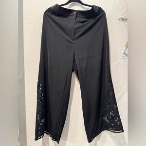HM silky embroidered crop pants (PART OF SET)